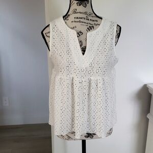 ERIN BLAIR | Women's White Eyelet Rounded V-Neck Tiered Sleeveless Top